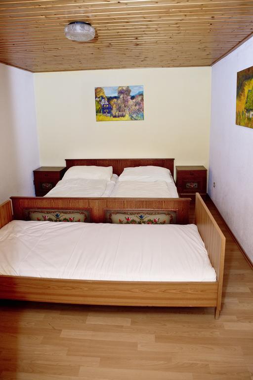 Altes Almhaus Hotel Maria Lankowitz Bilik gambar